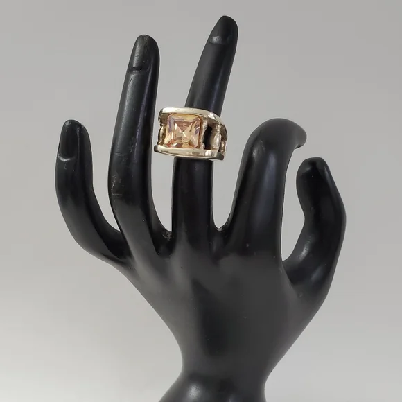 Sterling Silver 925 Morganite Ring - Picture 4 of 11